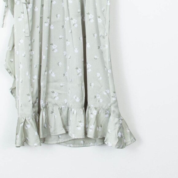 Hollister Satin Floral Faux Wrap Dress Womens Size XS NWT - Picture 9 of 9